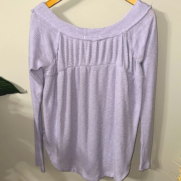We The Free Waffle lavender Henley Top oversized XS - Picture 6 of 6